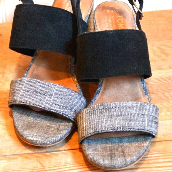 toms suede sandals